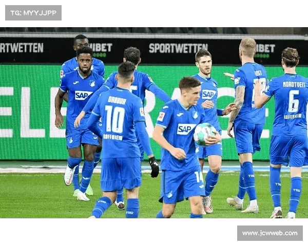 霍芬海姆vs勒沃库森：克拉马里奇远射中柱